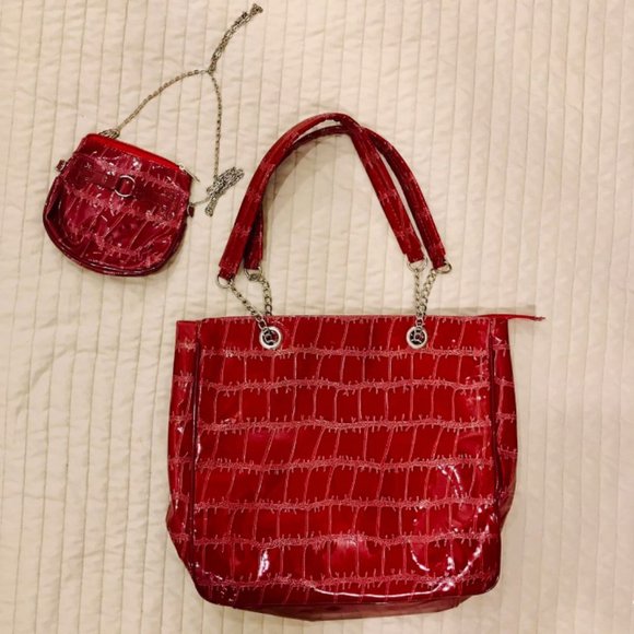 Essence of Beauty Red Vinyl Shoulder Bag with Cross body Purse - Picture 1 of 12